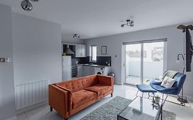 Causeway Coast Sea Front Apartment - Ballycastle